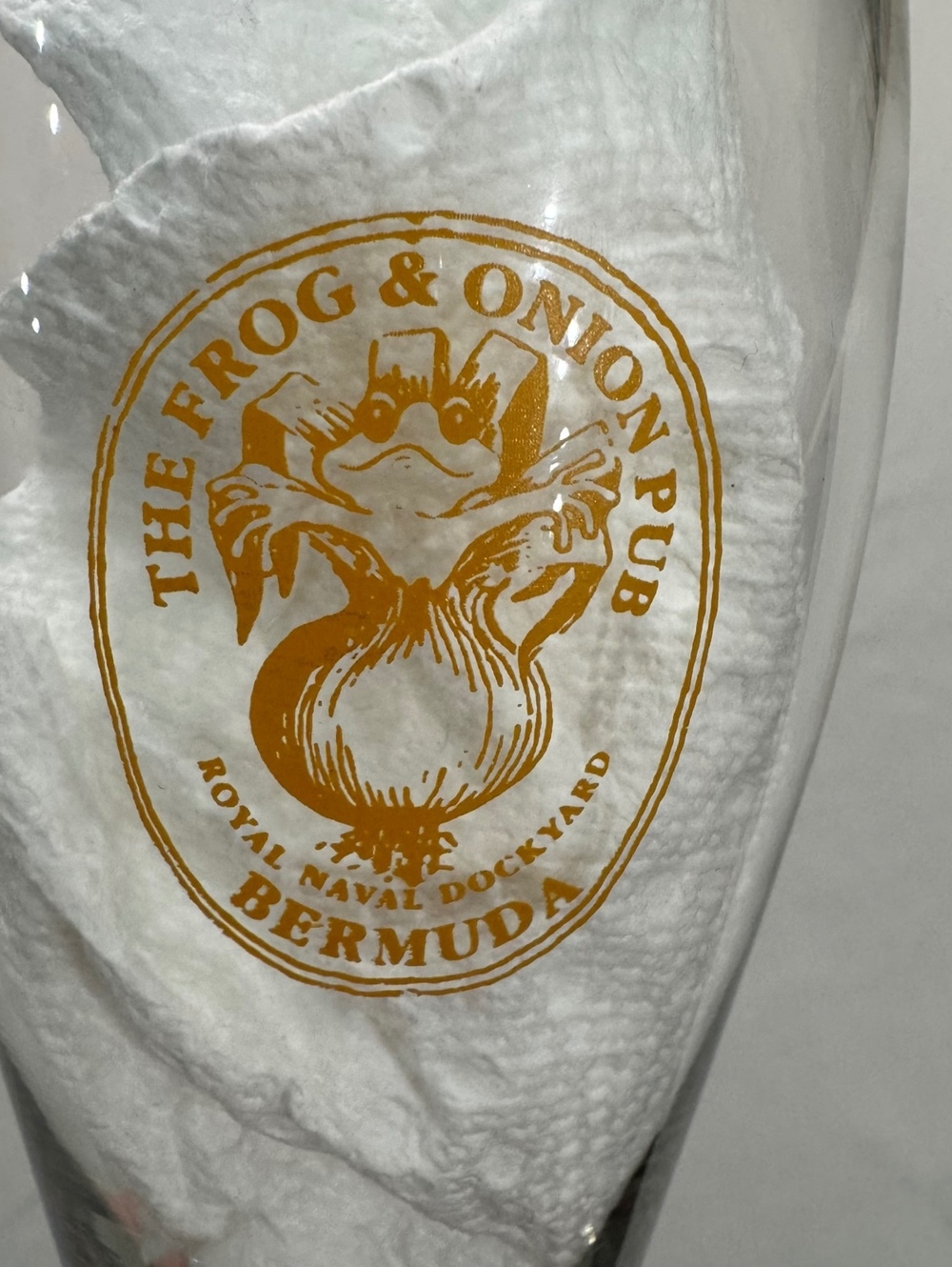 Frog & Onion Pub Bermuda Beer Glass Royal Naval Dockyard Vintage